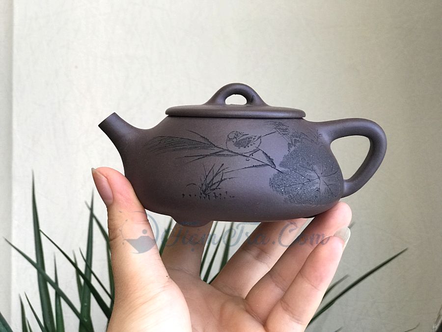 Ấm Tử Sa Thạch Biều Săn Mồi 210ml