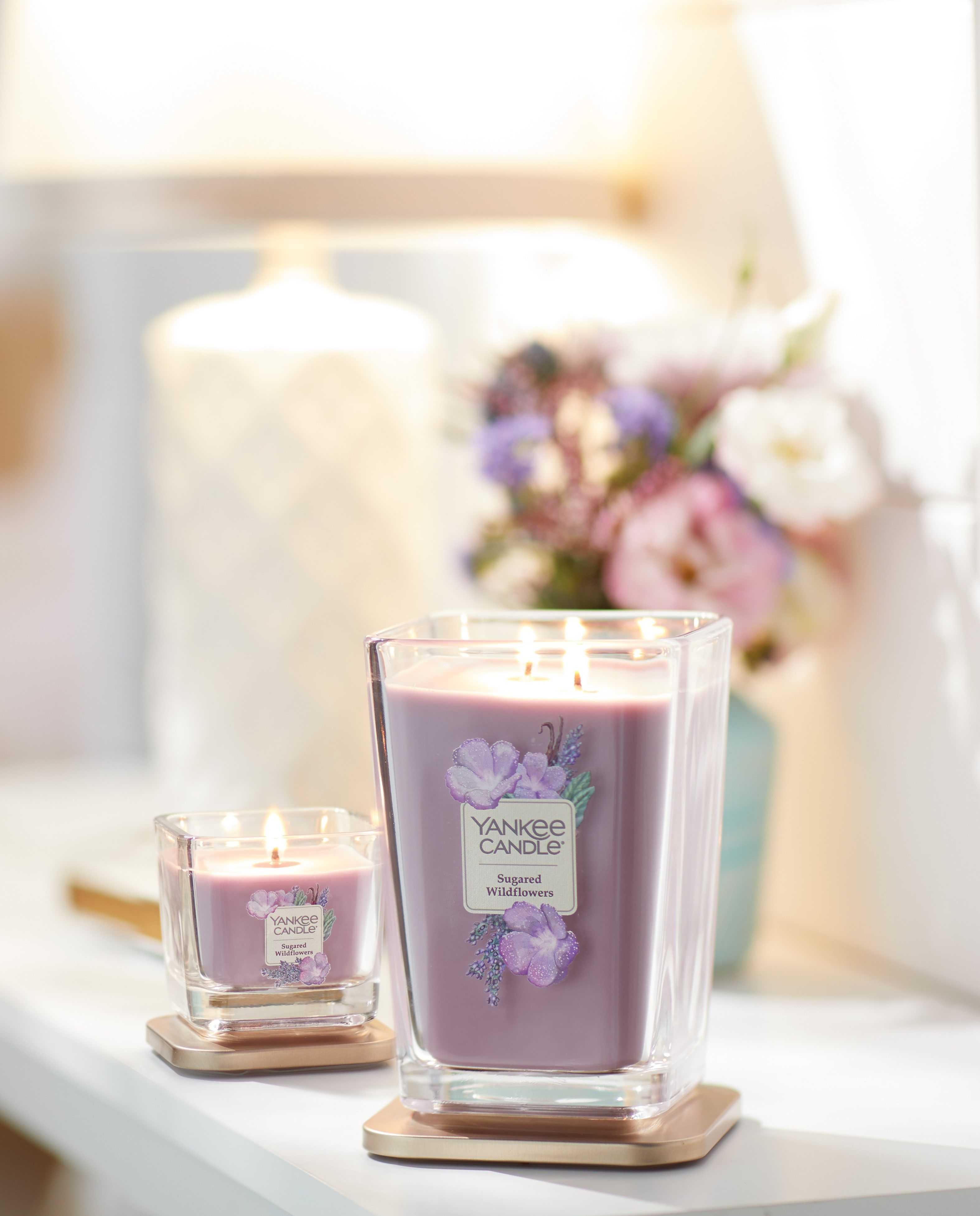 Nến thơm ly vuông Elevation Sugared Wildflower Yankee Candle YAN0248 (Size L 553g)