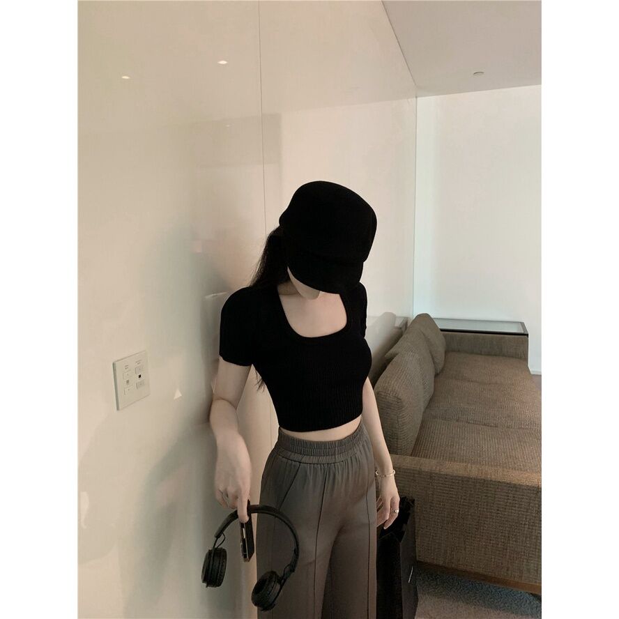 Áo thun nữ cổ vuông style croptop khoe eo