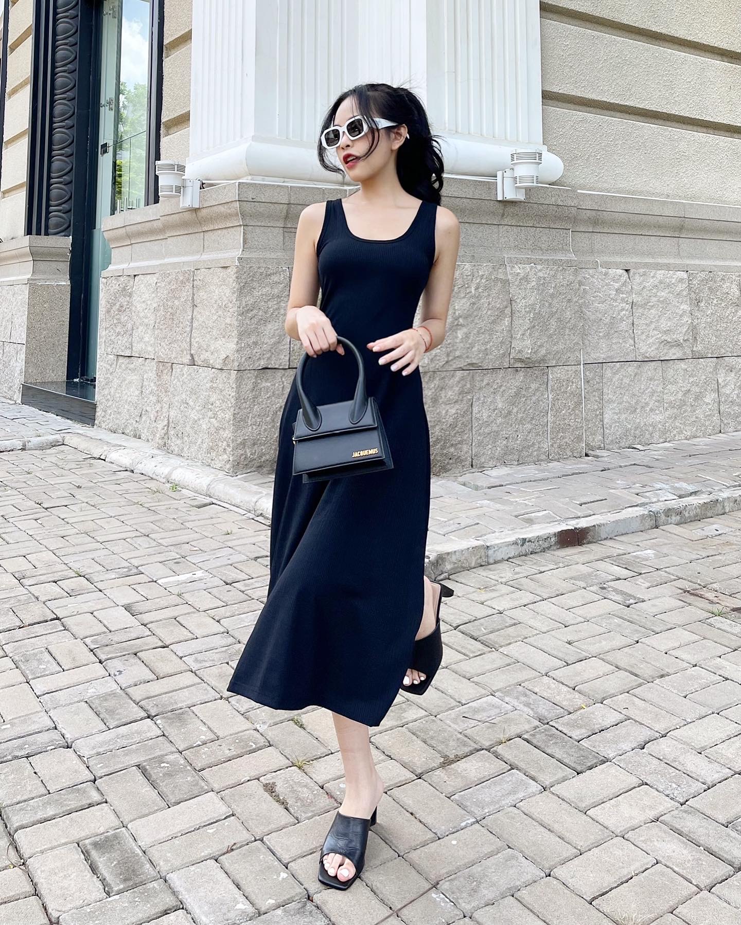 WHITELAZZ |Đầm thun dáng suông màu trắng đen - Layla Basic Dress