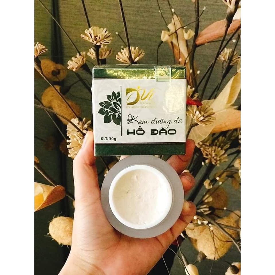 Kem Dưỡng Da Hồ Đào DVi Beauty