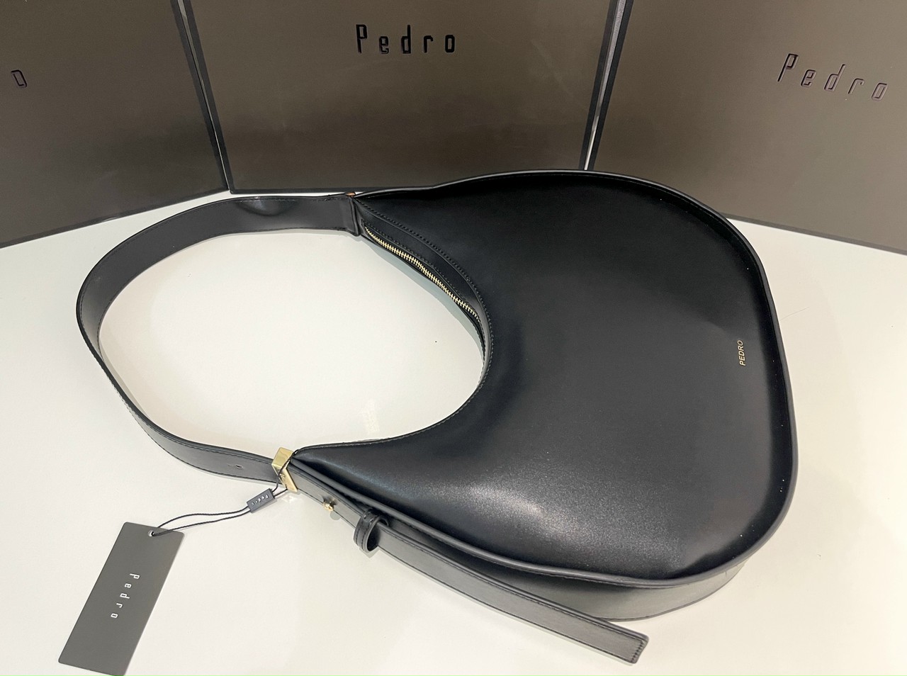 Túi Xách Nữ Pedro Egg Hobo Bags