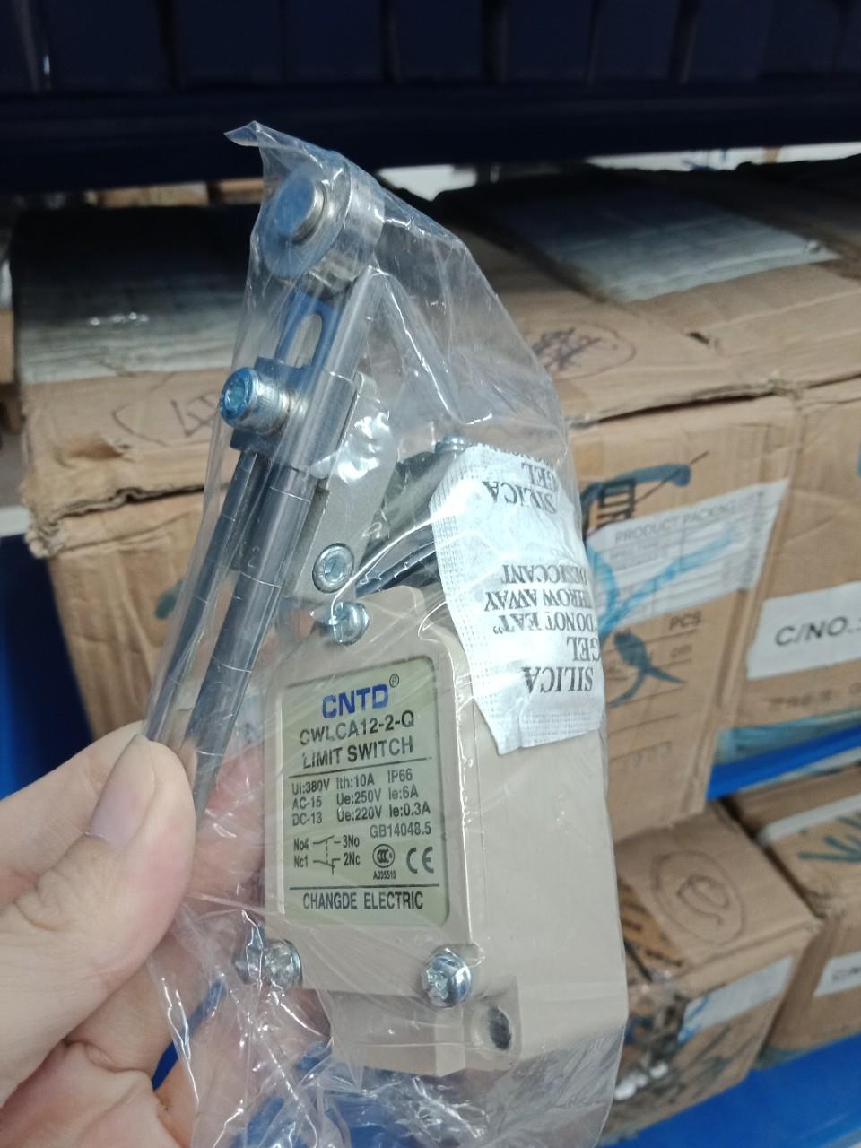 Công tắc hành trình cwlca12-2-q cntd