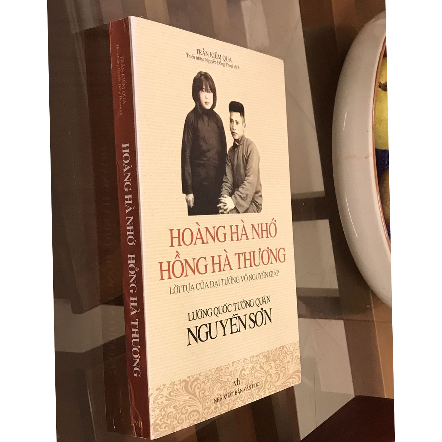 Hoàng Hà nhớ Hồng Hà thương ( bìa mềm)
