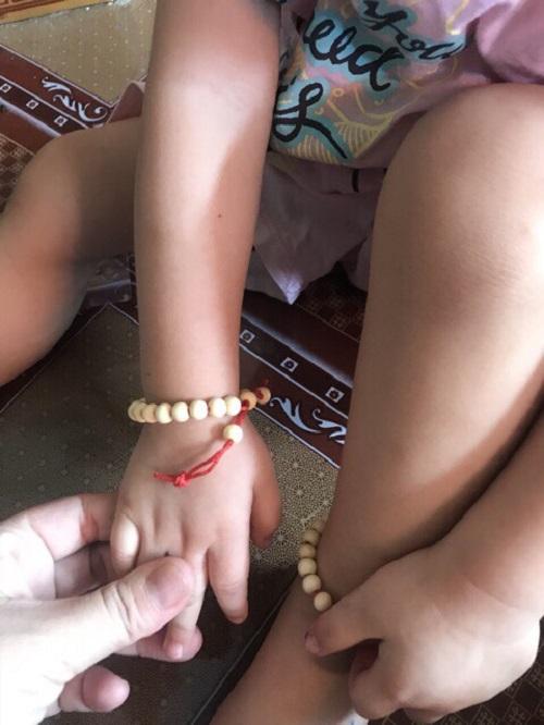 Combo 2 Vòng dâu tằm cho bé