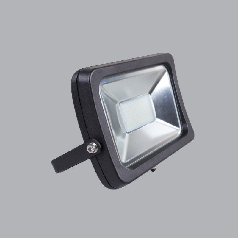 MPE, BH 2 Năm, Đèn LED Pha Công suất đến 50W Siêu sáng, Siêu bền chống nước IP65, Hàng Việt Nam, Công nghệ Đức - Chất lượng cao