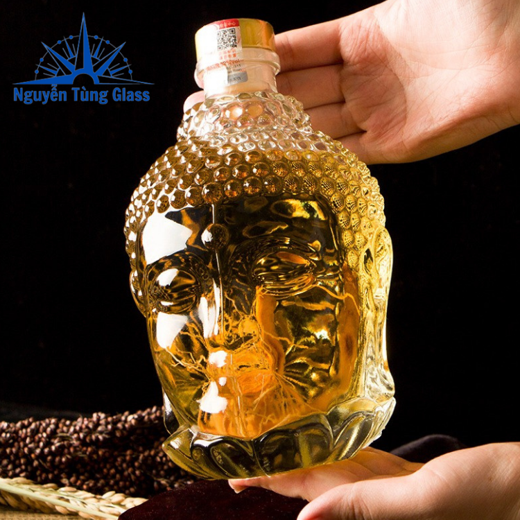 chai thuỷ tinh đựng rươu 750ml hình phật thủ