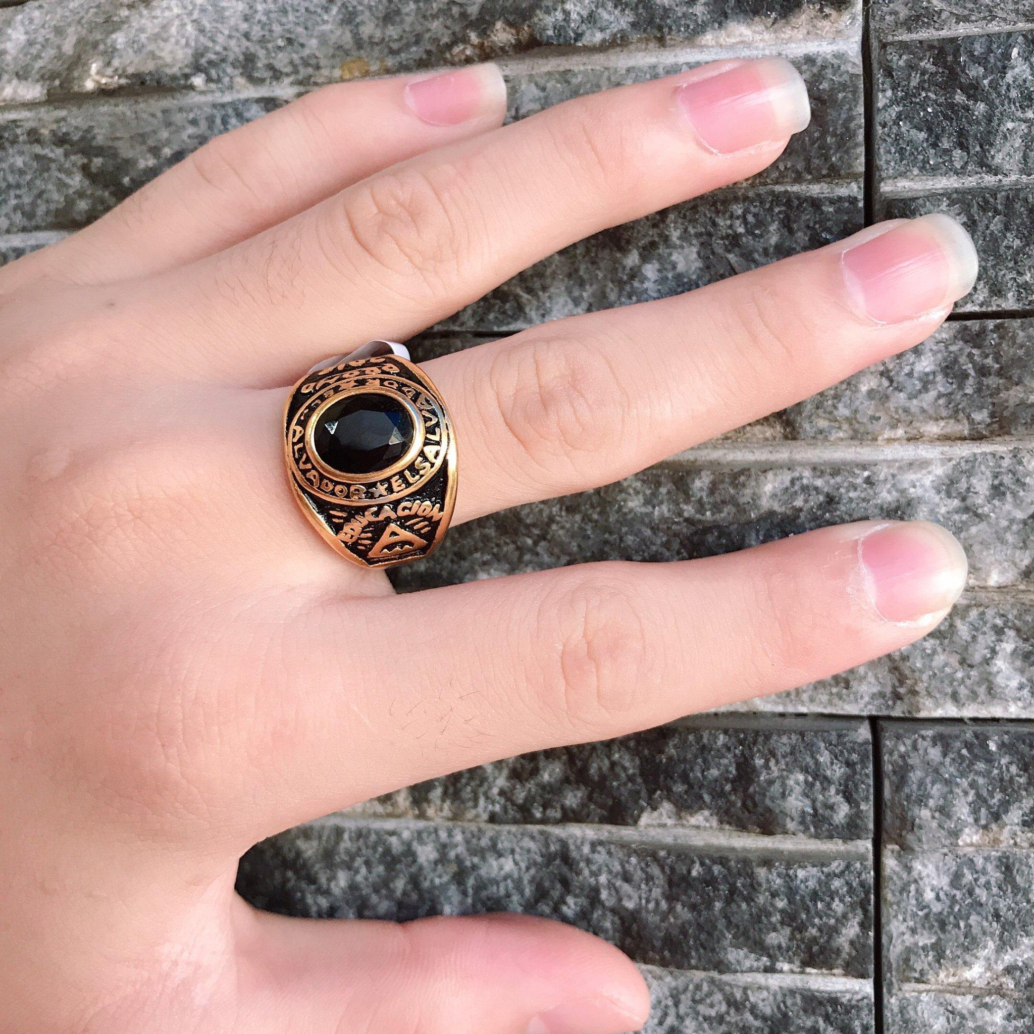 Nhẫn Mỹ Bản Tròn Đính Đá Thạch Anh - Kết Hợp Đông, Tây  - Thương Hiệu Kim Tiền Jewelry