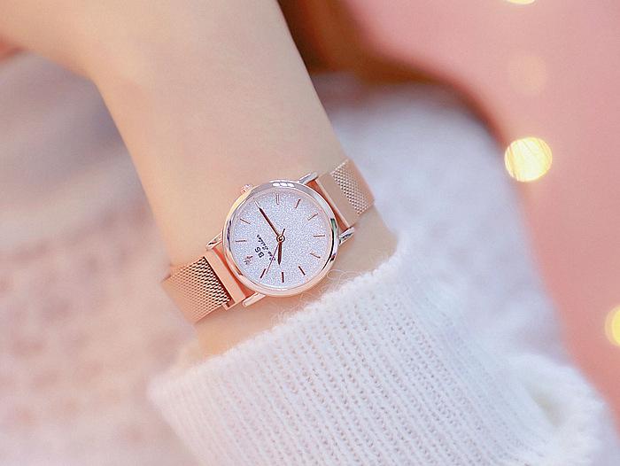 [HCM]Đồng Hồ Nữ Bee Sister 1589 Dây Nam Châm Mặt Cát