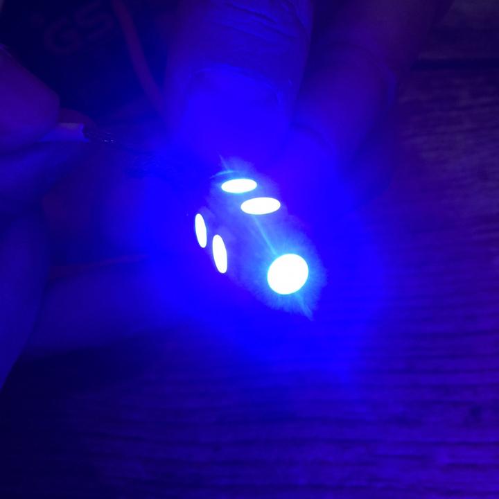 [ĐẸP ĐỪNG HỎI] Với chiếc đèn xi nhan 9 LED nhỏ trang trí cho xe bạn trông như mới vừa thời trang vừa an toàn trên mọi nẻo đường G228 (XANH DƯƠNG)