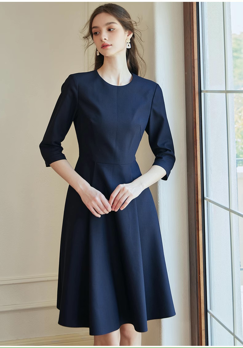 Đầm tay lửng cổ tròn xanh đen xếp xoè