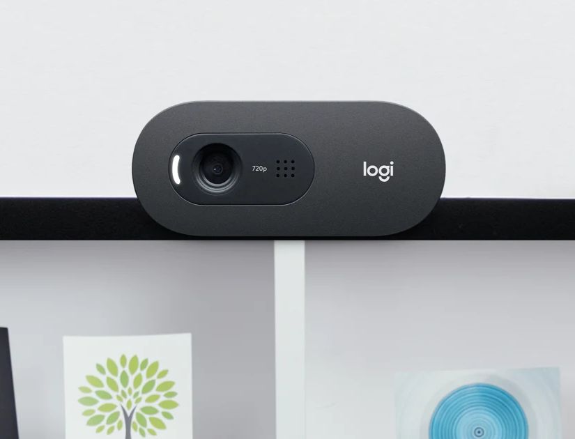 Webcam Logitech C505e - Chất Lượng HD, Âm Thanh Rõ Ràng, Kết Nối Dễ Dàng