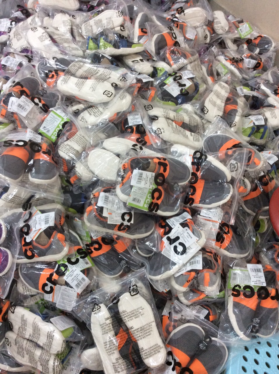 GIÀY VẢI EASY ON CROCS TRẺ EM