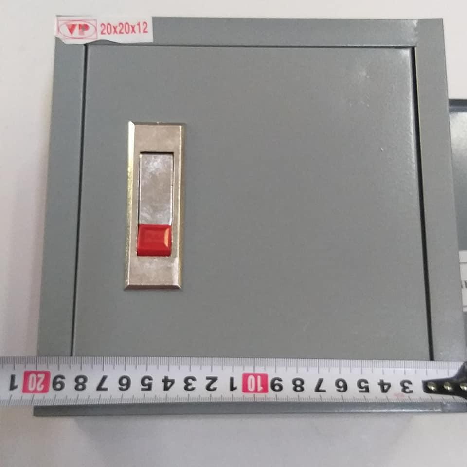 Tủ điện sắt 20cm X 20cm X10cm