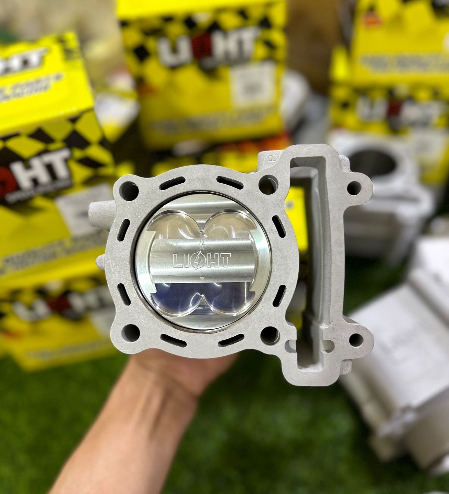 Lòng LIGHT size 62/65/72 thớt 14 chân 31 dành cho xe Ex135/150