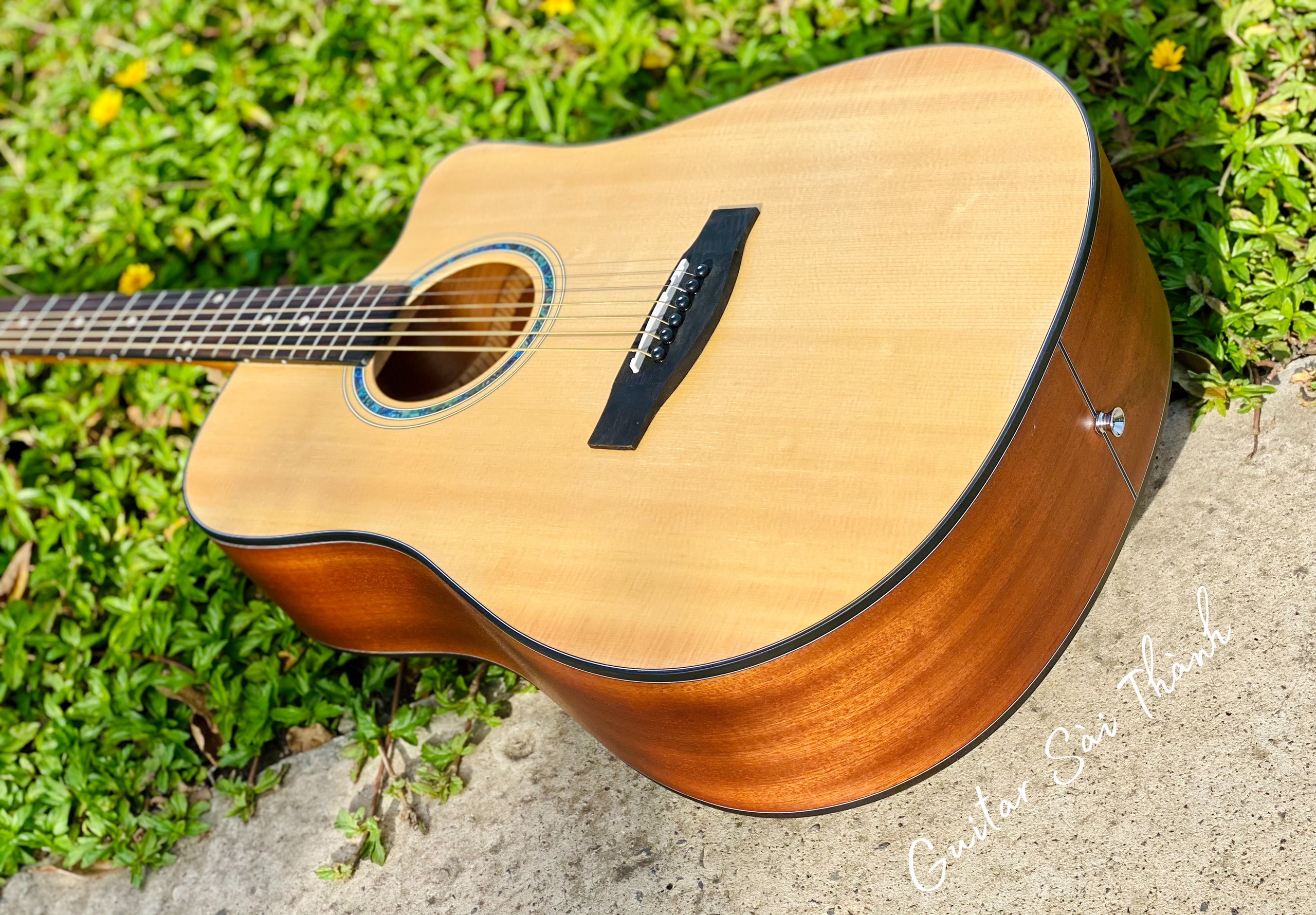 (Miễn Phí Ship) Đàn Guitar Acoustic Gỗ Mahogany TQ-A2