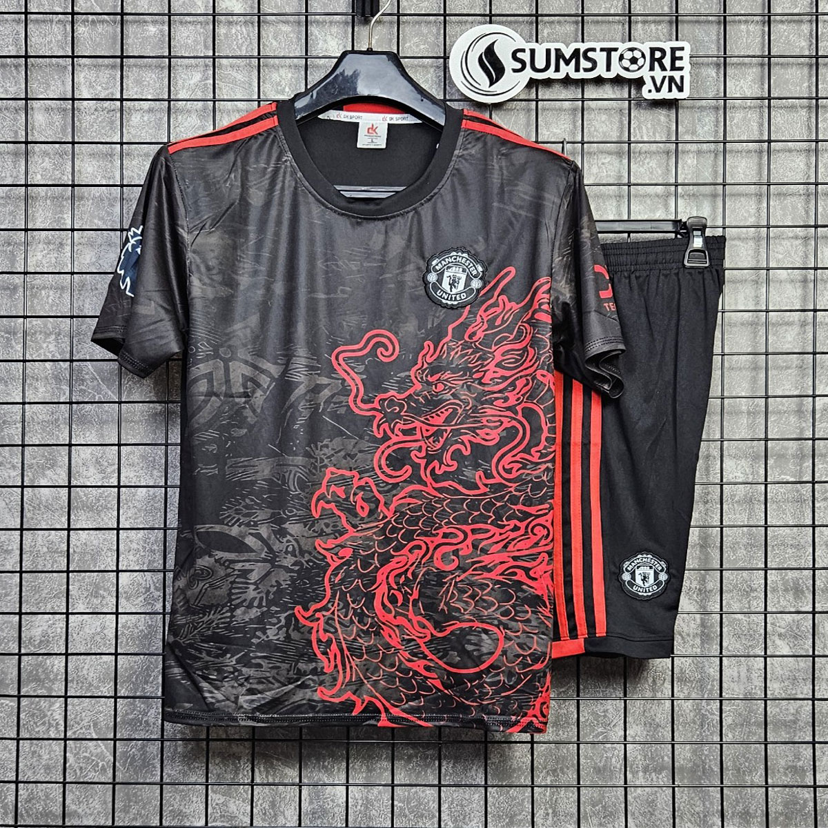 Quần Áo Thể Thao Đá Bóng Cao Cấp - CLB MU Rồng Đen Siêu Ngầu