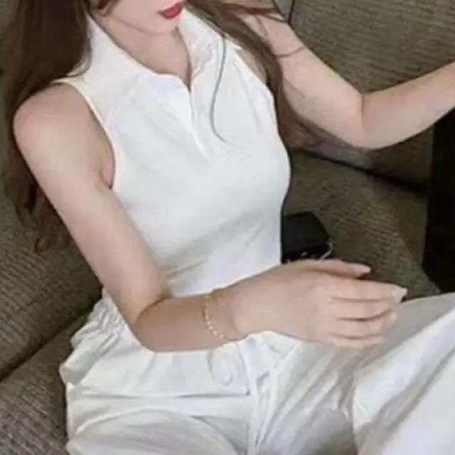 [HCM]Áo thun sát nách có cổ crop top 40k 35-50kg