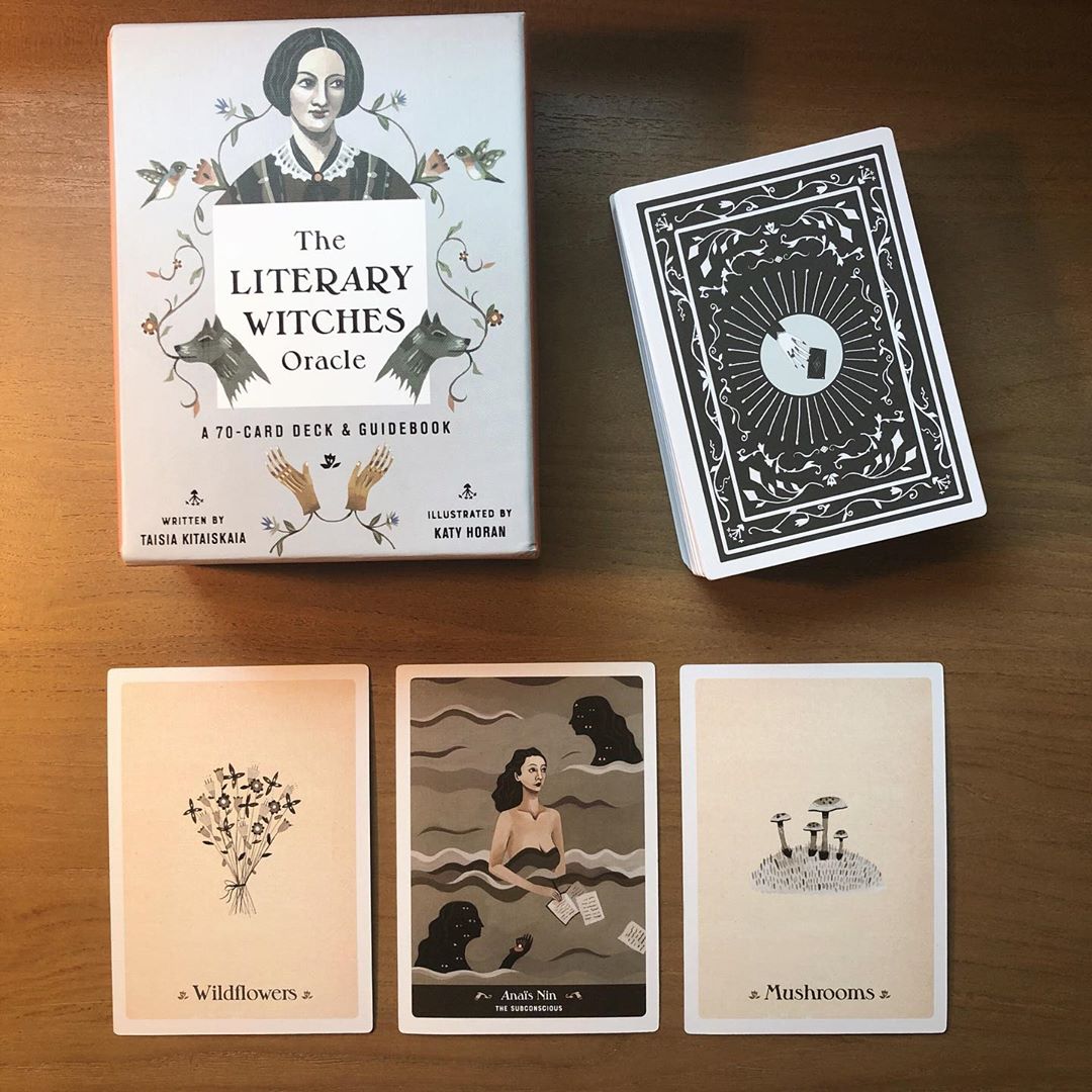 Bộ bài Literary Witches Oracle V17