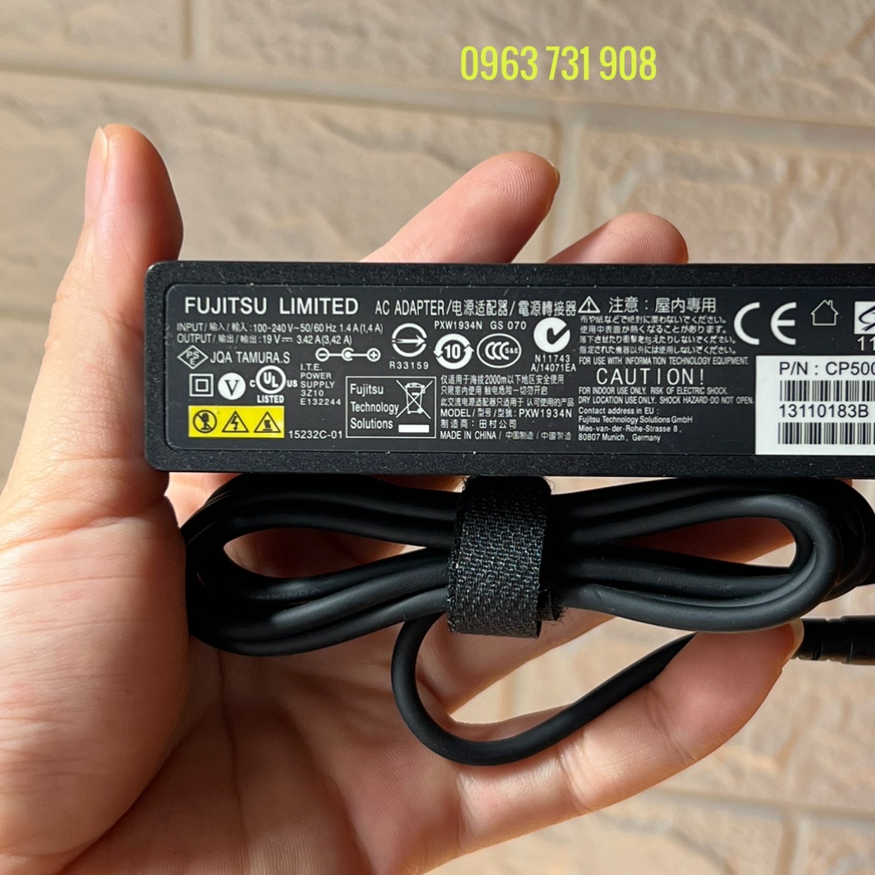 Sạc Laptop Fujitsu 19V 3.42A