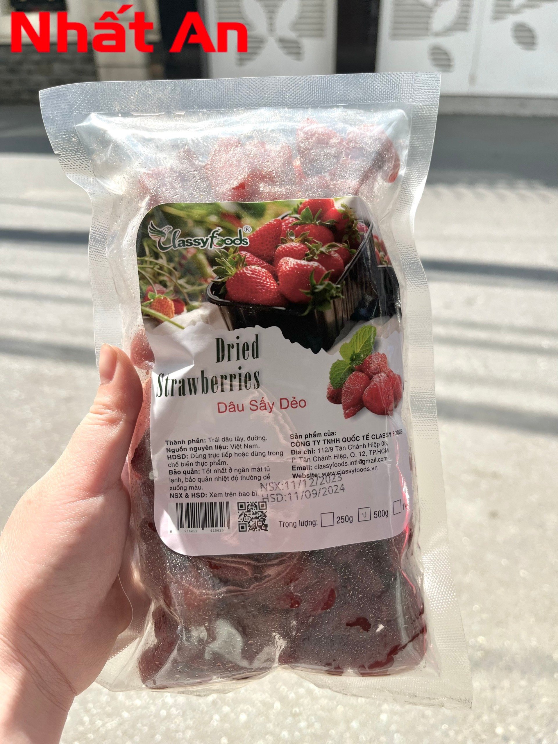Dâu sấy dẻo
