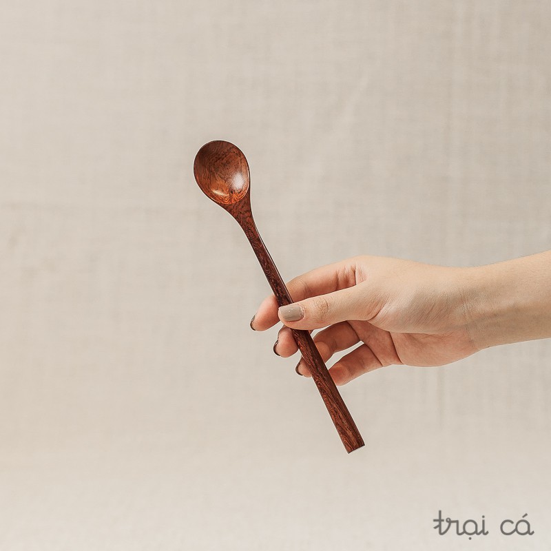 Thìa gỗ tròn nhỏ cán dài (20cm) gỗ trắc / gỗ beech