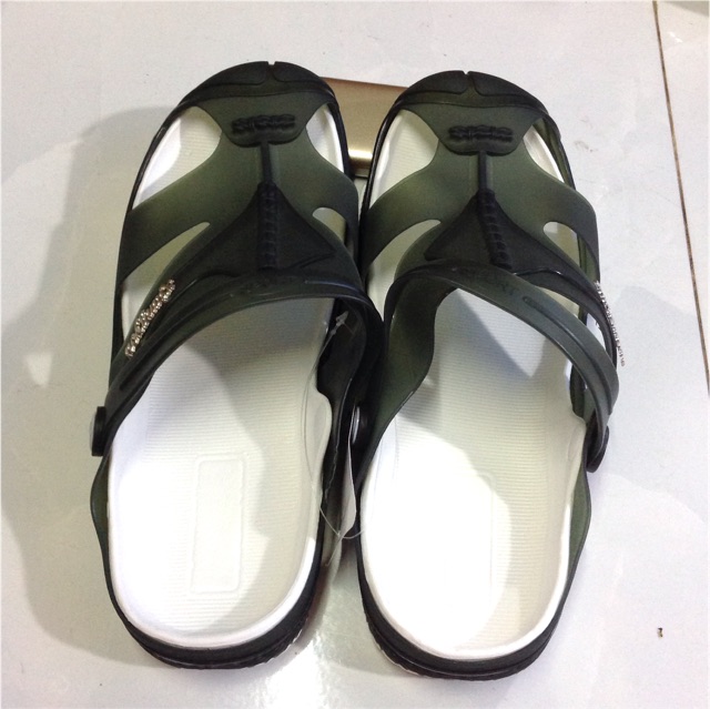 Men's Soft Plastic Sandals with Closed Toe, Flexible and Comfortable, Size 40-44, Available in Many Colors