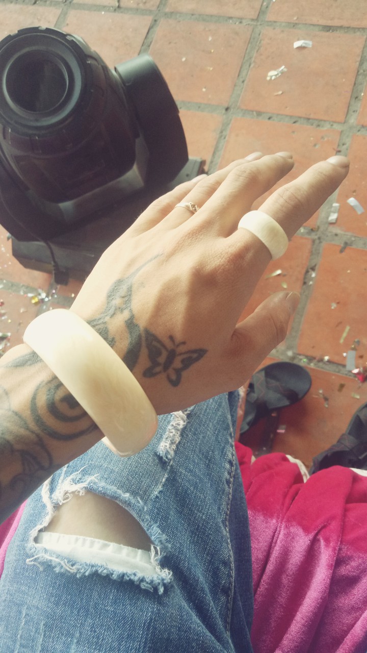 Vòng tay mỹ nghệ Đắk Lắk 20mm