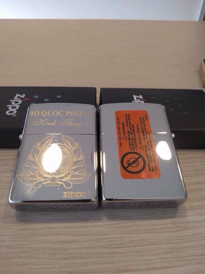 [HCM]Zippo Khắc Laze Logo Quân - Đội Bạc