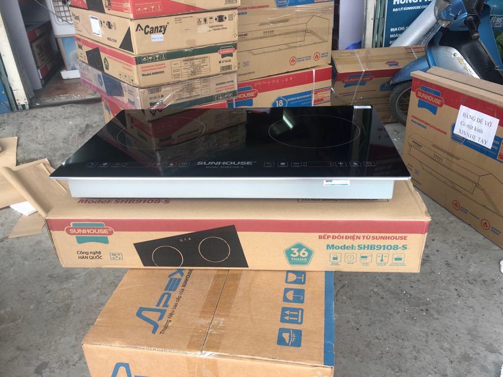 Bếp điện từ sunhouse SHB9108-S.