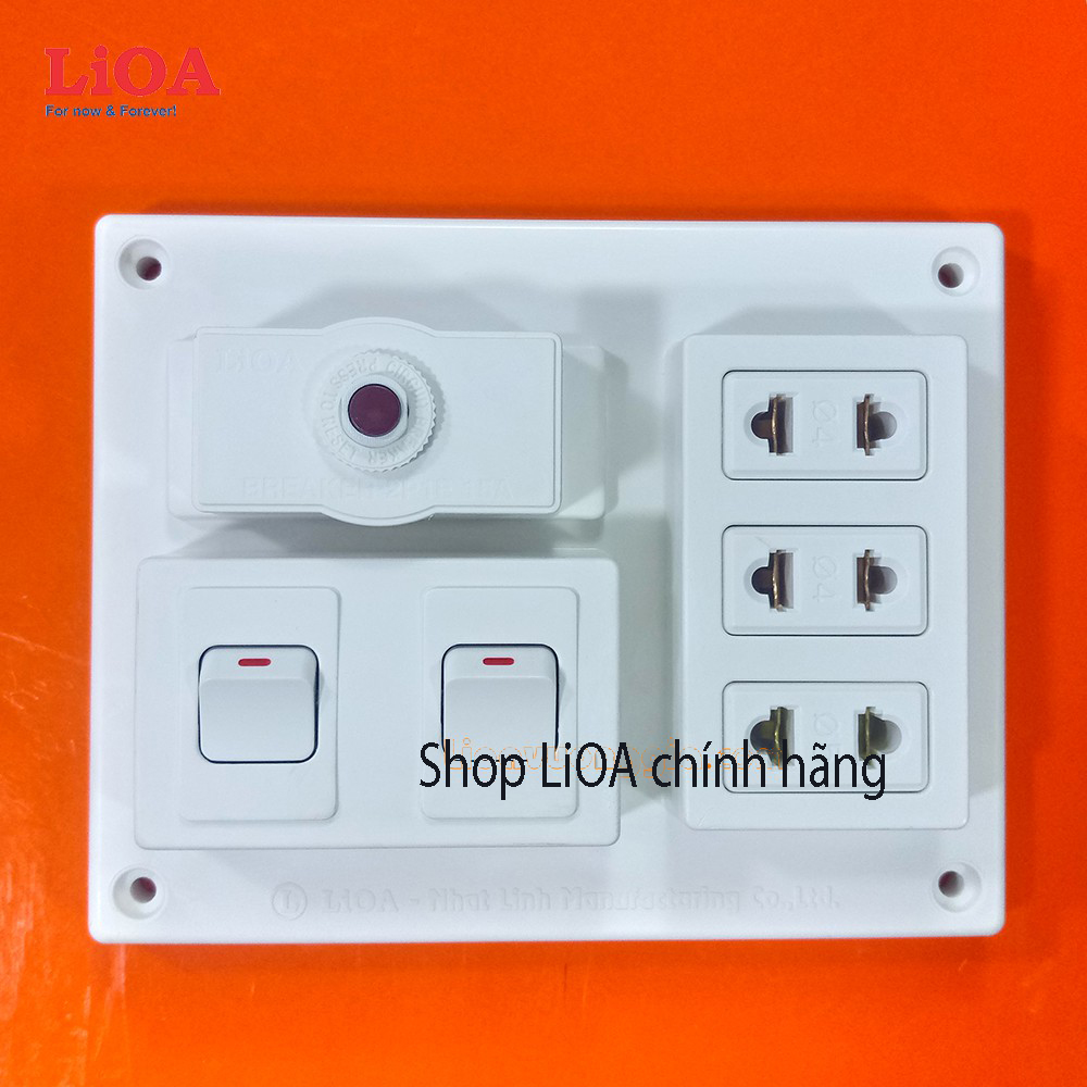 Bảng điện nổi LiOA 15A có 3 ổ cắm 2 công tắc
