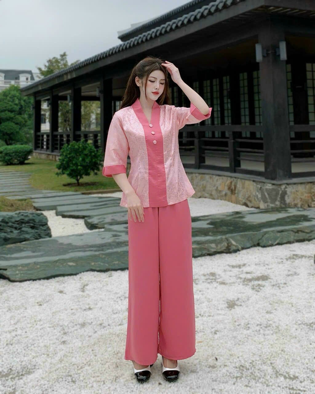 Bộ bà lai lụa phối gấm