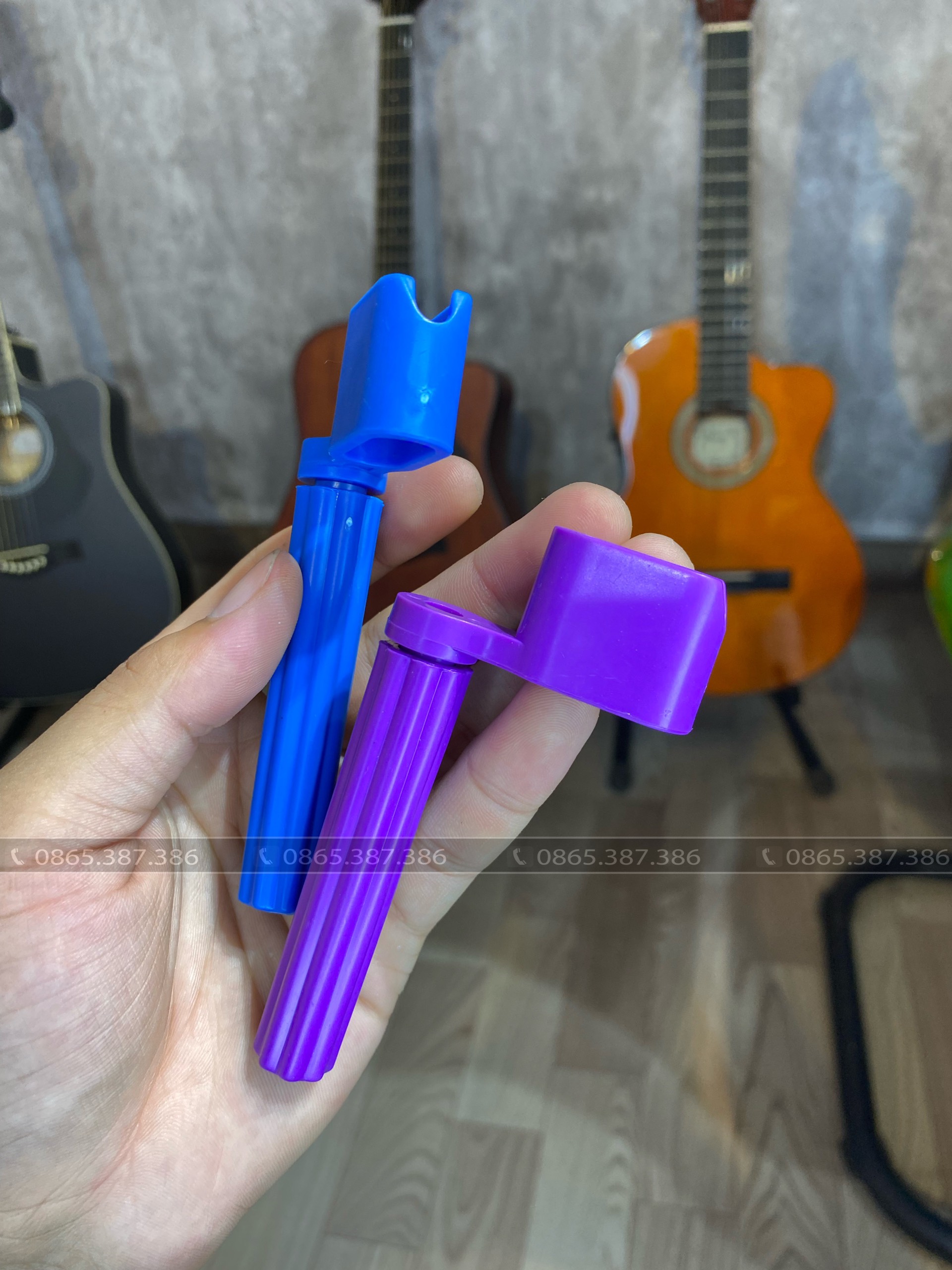 Dụng cụ lên dây đàn guitar giá rẻ