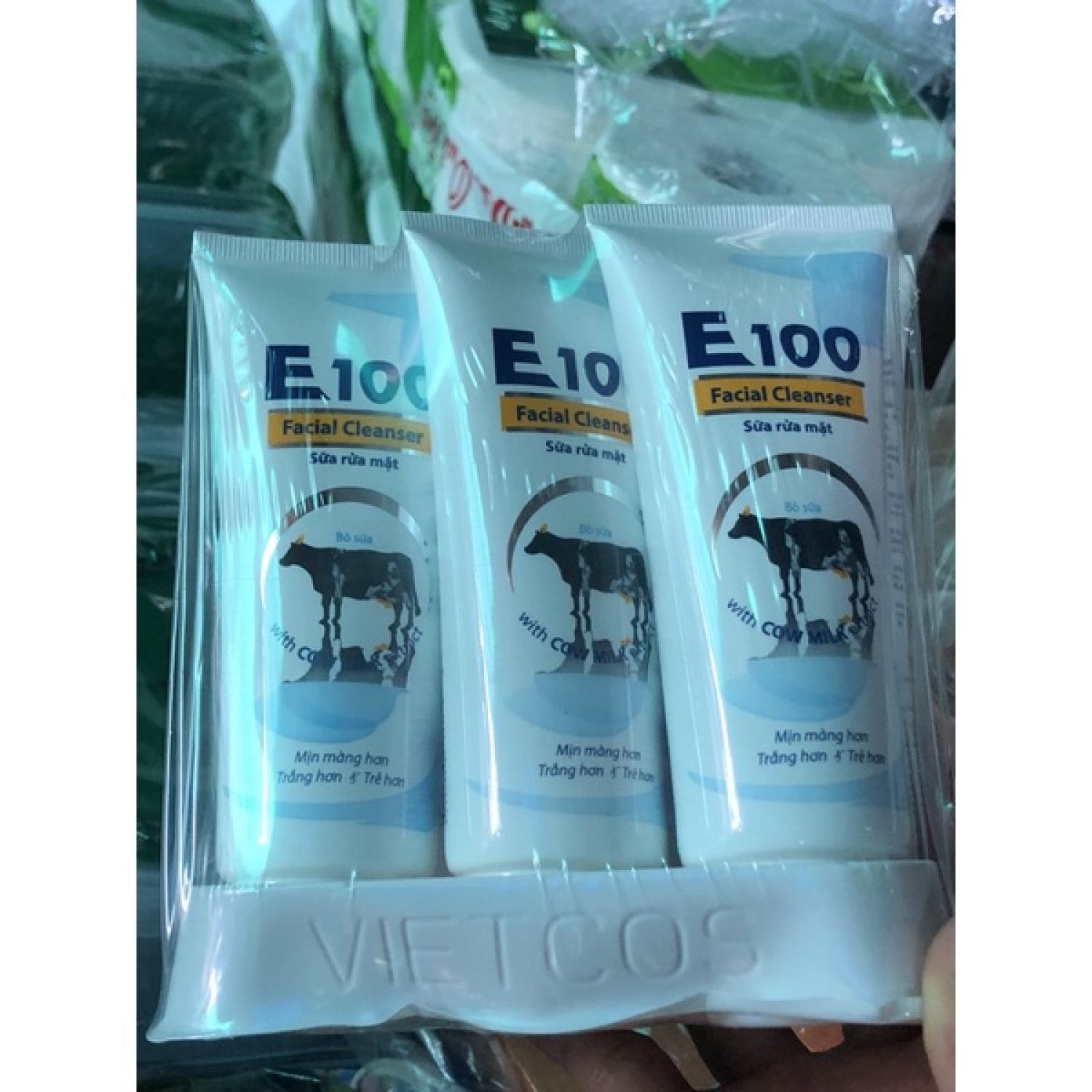 Sữa rữa mặt bò E100 tuýp 80ml mịn màng trắng sáng