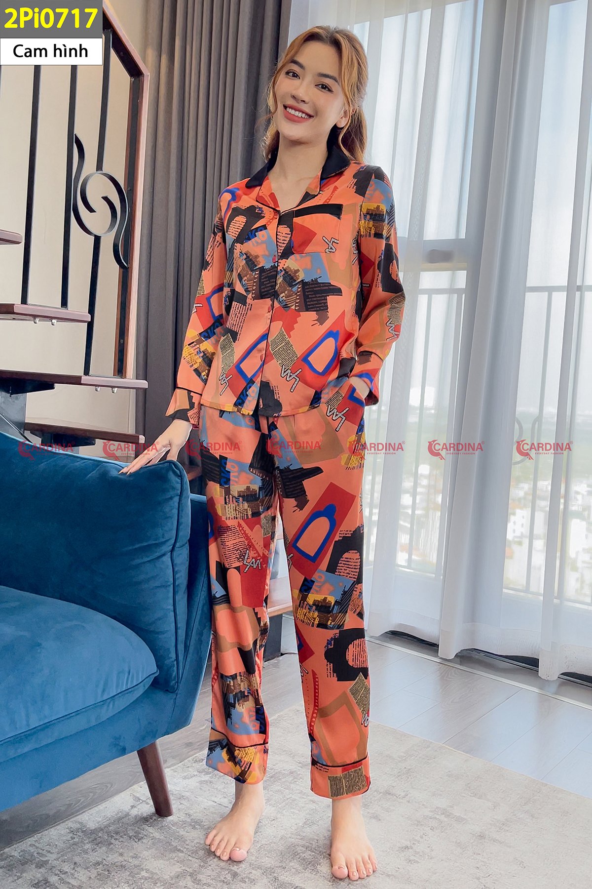 mã 2PI07 - Bộ pijama lụa dài tay phối cổ Cardina