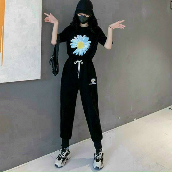 [Mẫu Mới 2022-Freeship] Quần jogger in bông cúc PEACEMINUSONE ĐT