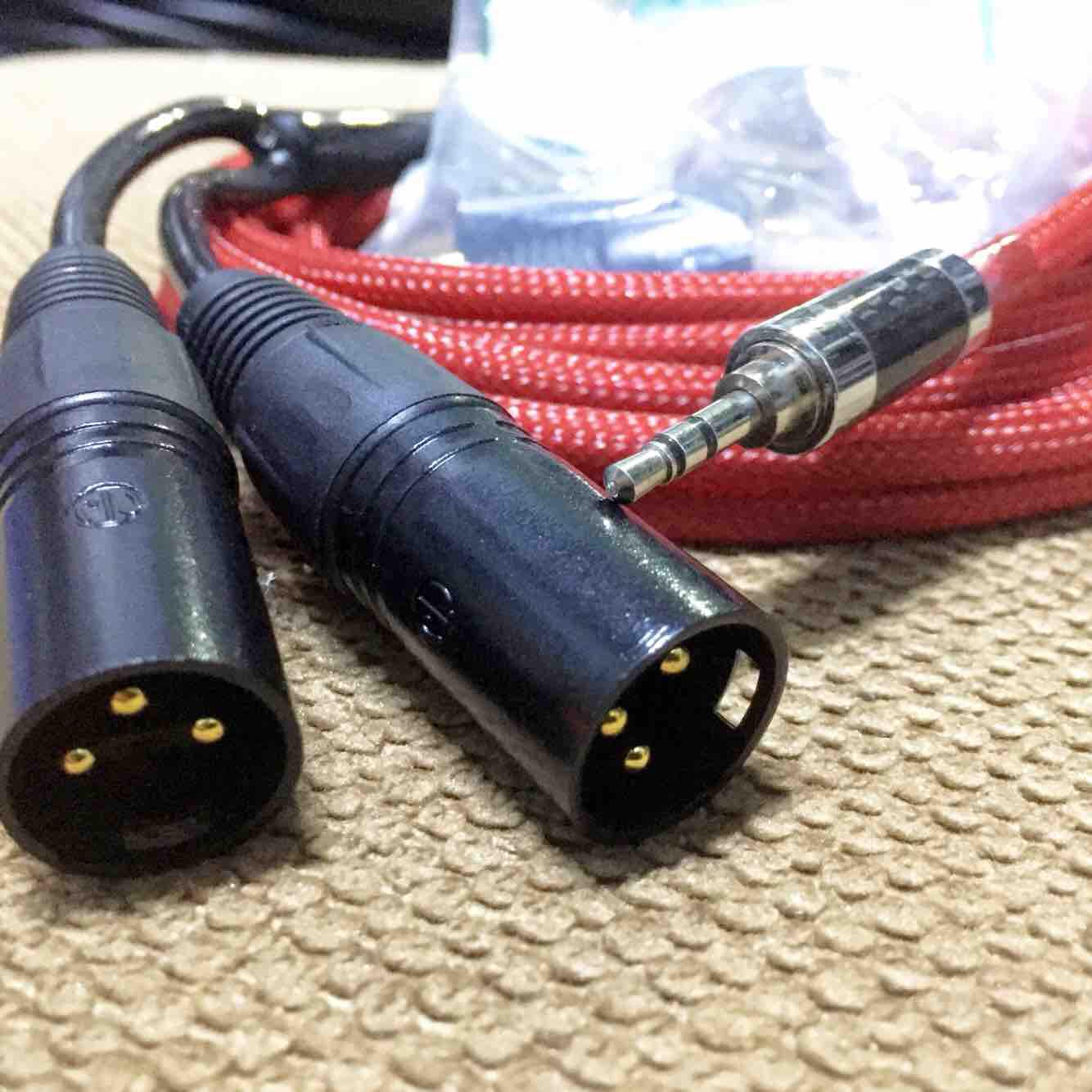 Premium signal cord 3.5mm to 2 Canon male music playing wire laptop phone iPhone iPad pc