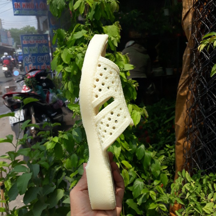 [Hcm]National Honeycomb Plastic Slippers, Guys, 3.5cm High, Good Type, Weighs 620g