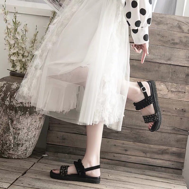Sanđan Bánh Bèo Nữ Mới