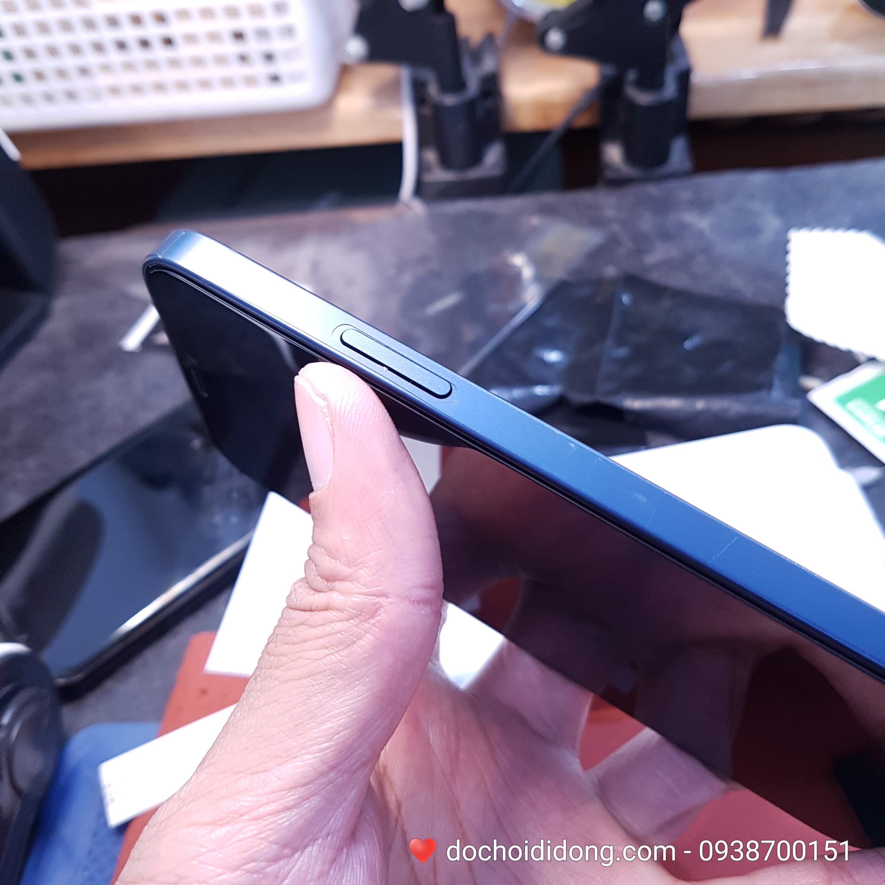 [HCM]Miếng dán PPF IPhone 12 Pro trong nhám đổi màu