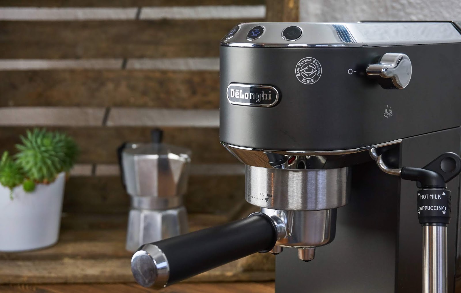 [Trả góp 0%]Máy pha cà phê Delonghi EC685 - Hãng phân phối chính thức