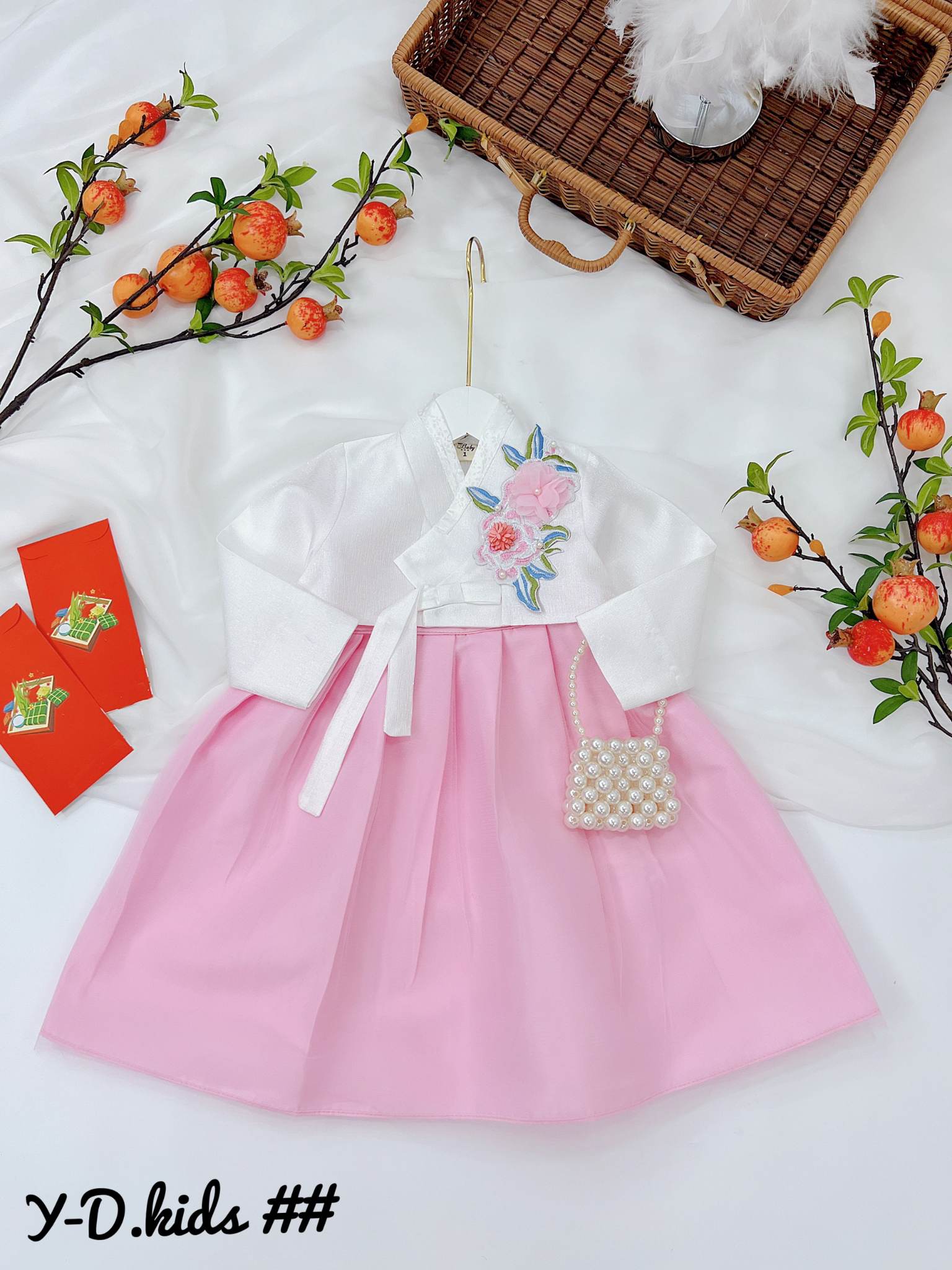 Hanbok hàn quốc cho bé gái vui xuân 2022