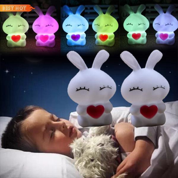 Đèn Led hình thỏ tự thay đổi 7 màu đáng yêu