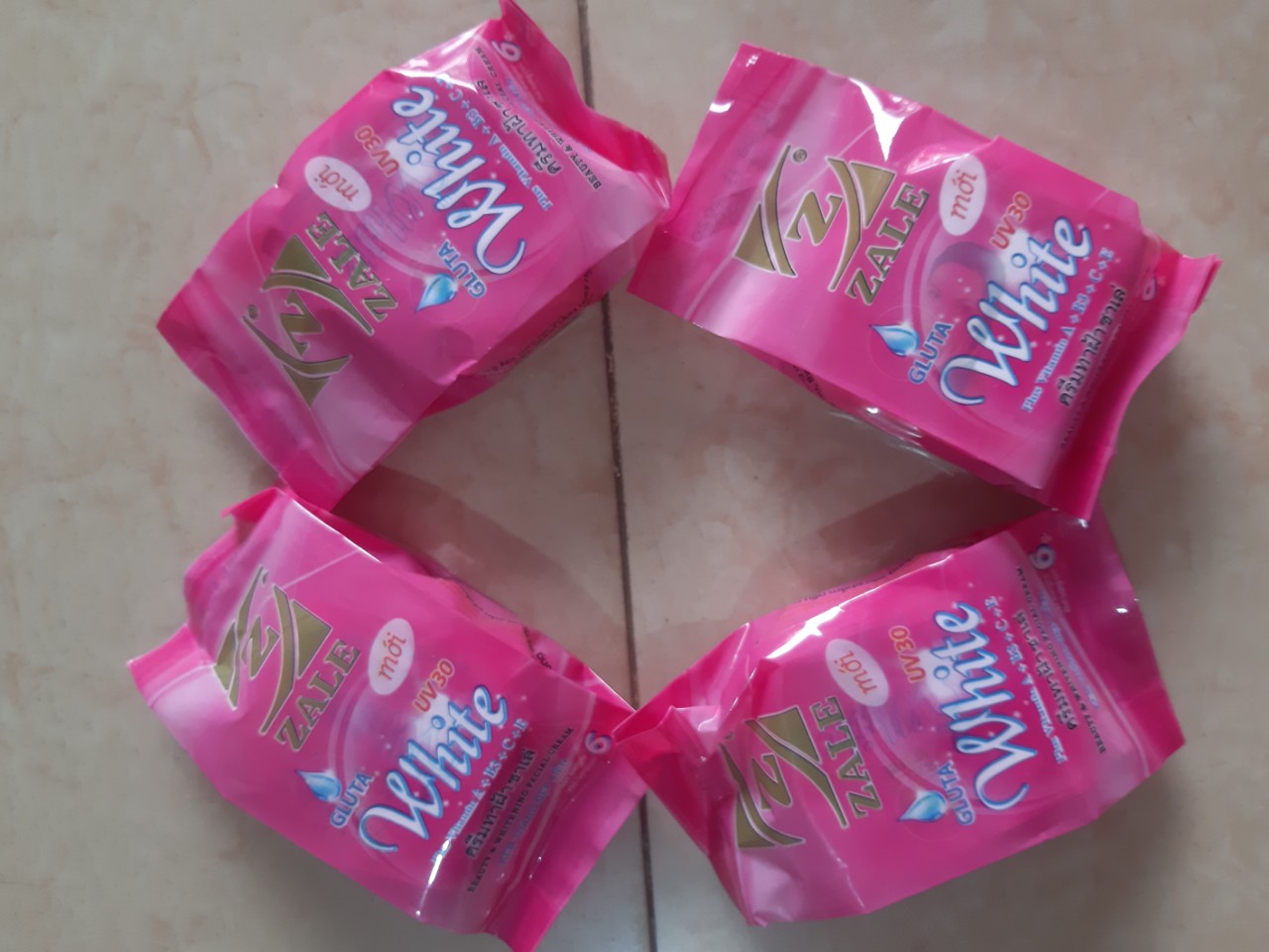 lố 24h kem zale. hồng