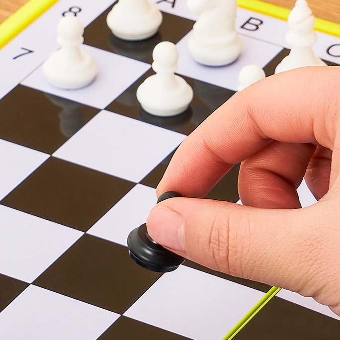 Đồ chơi cờ vua nam châm mini mới nhất 2022
