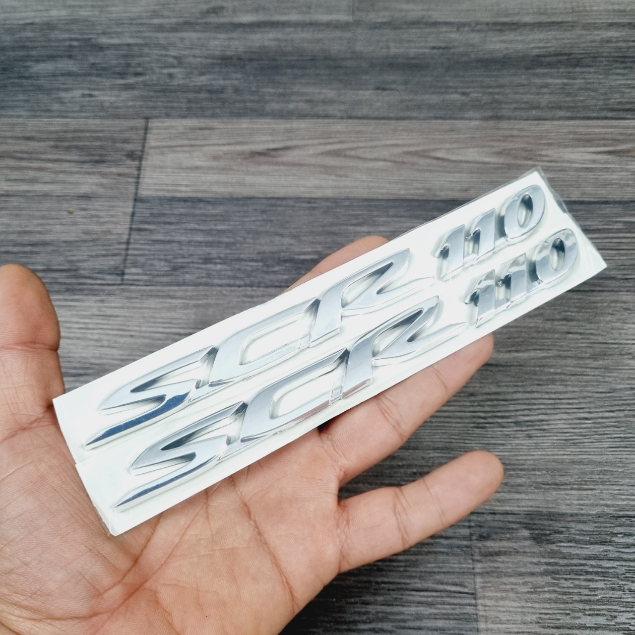 Tem dán chữ xe scr 110 nổi trang trí xe cao cấp