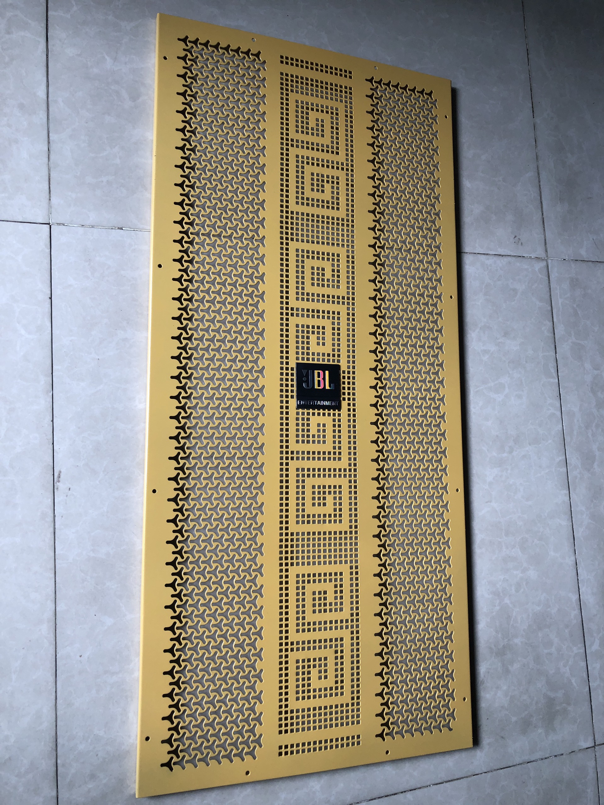 Lưới loa 3 tất đôi ( loại tốt 78.5x36cm)