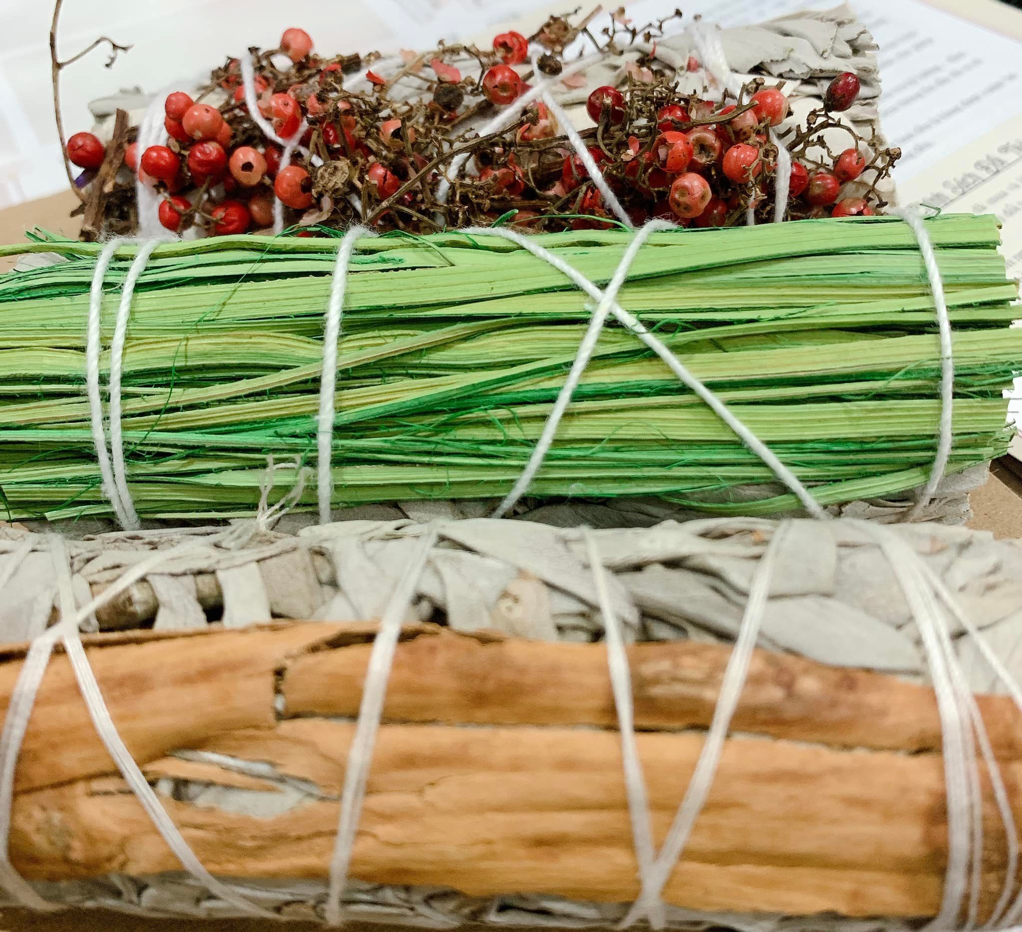 XÔ ĐỘNG LỰC (White Sage mix Quế Cylon) - THẢO MỘC XÔNG NHÀ
