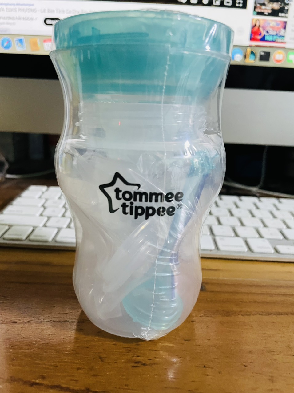Bình sữa Tommee Tippee Anti-colic