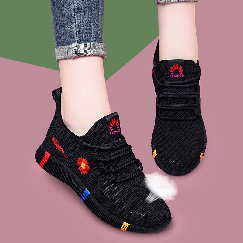 Giày sneaker nữ vải thoáng khí phối 3 vạch Hoa cúc mẫu mới nhất 2020 - MinhNhat